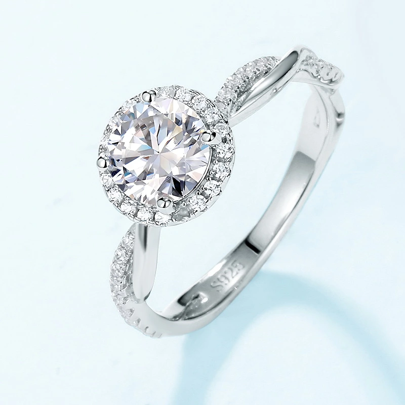 1ct Moissanite Twist Stackable Ring - Image 5