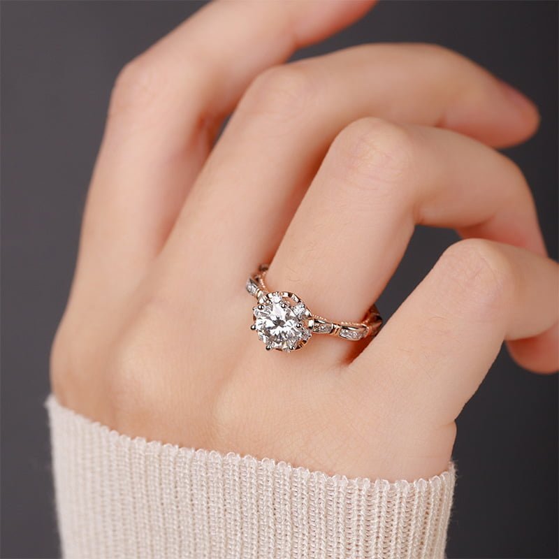 1ct Moissanite Wave Side Stone Ring - Image 2