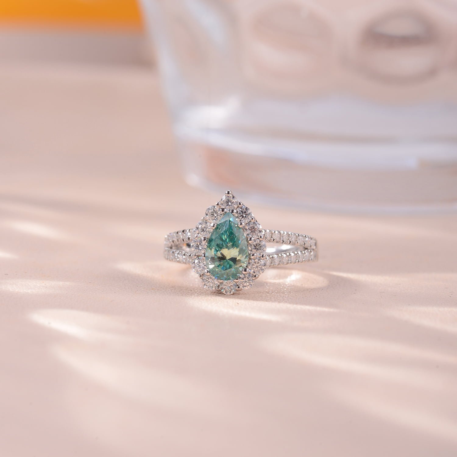 1ct Moissanite Green Halo Ring - Image 3
