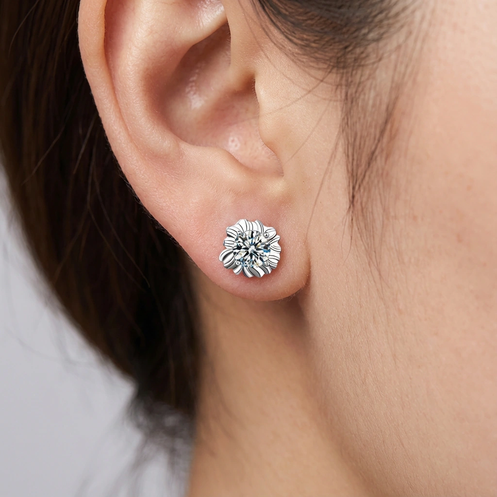 0.5ct Watercress Moissanite Earrings - Image 2