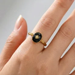 Alternative view of Vintage Oval Onyx Ring
