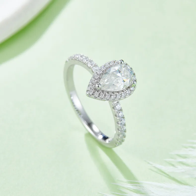 1ct Pear Halo Side Stone Ring - Image 2