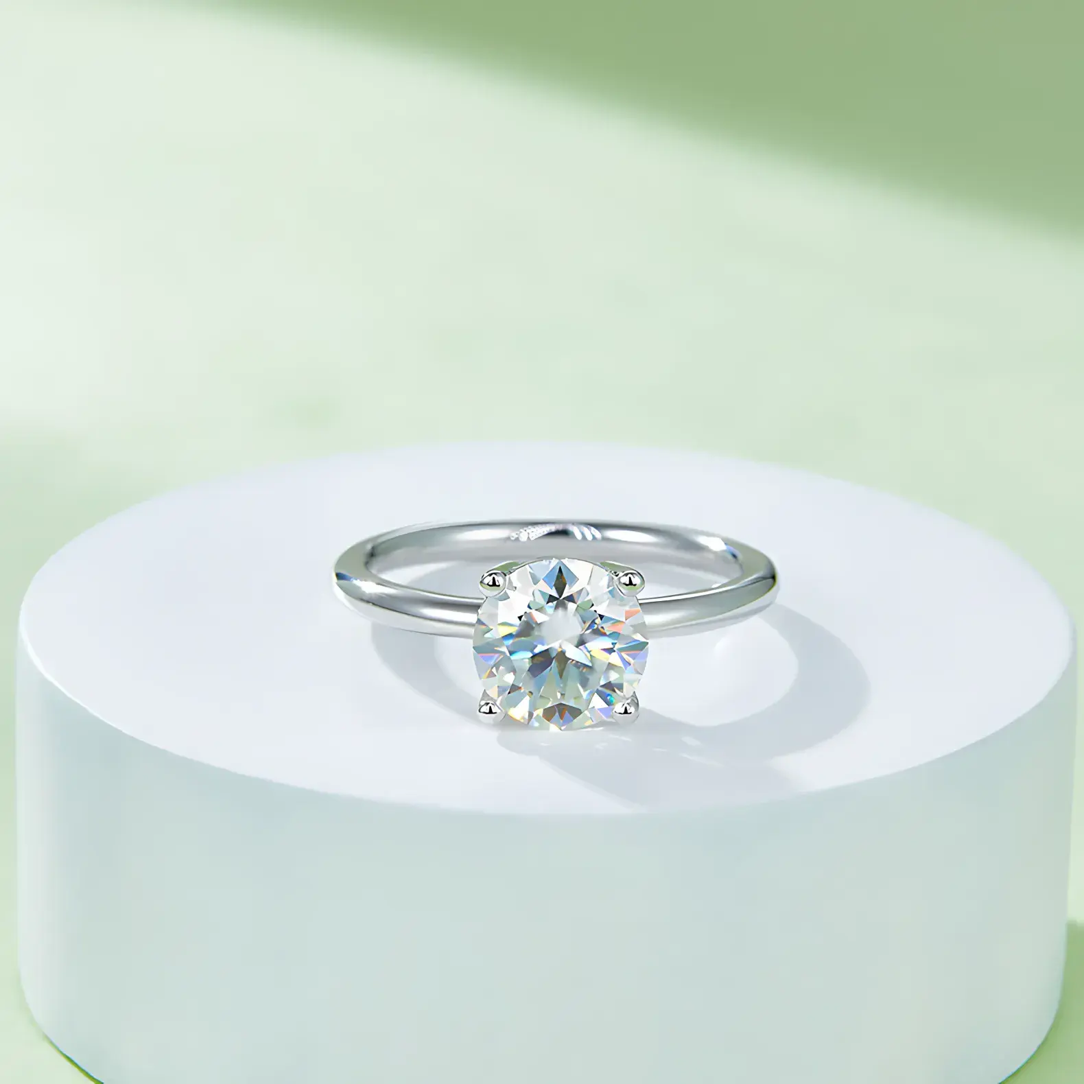 2ct Round Cut Moissanite Solitaire Ring - Image 4