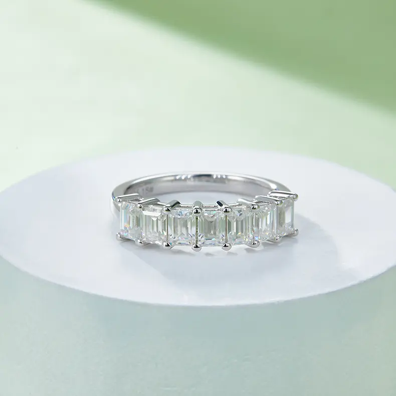 3.5mm Emerald Cut Half Eternity Ring - Image 3