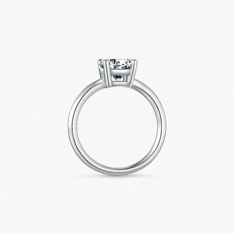 2ct Round Cut Moissanite Solitaire Ring - Image 5