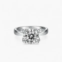 Matador Spark Moissanite Solitaire Ring