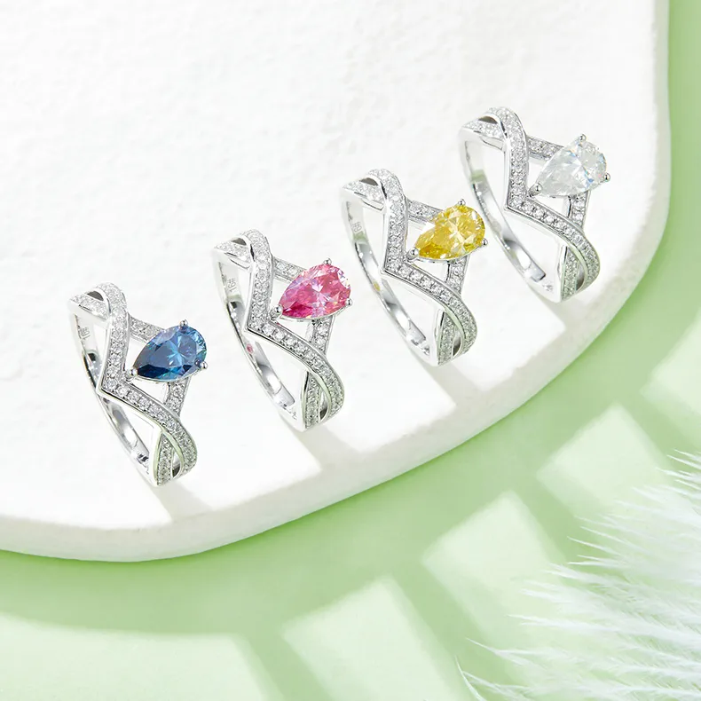 Pear-cut Moissanite Twist Ring - Image 5