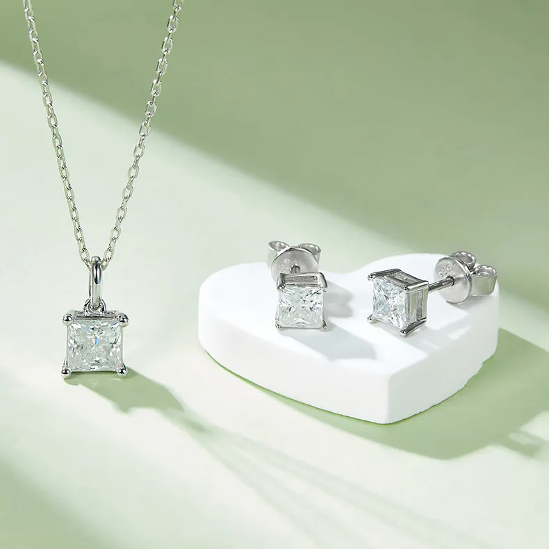Princess Moissanite Necklace - Image 3