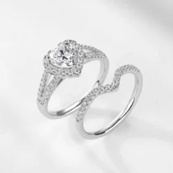 Alternative view of 1ct Heart Moissanite Stackable Ring Set