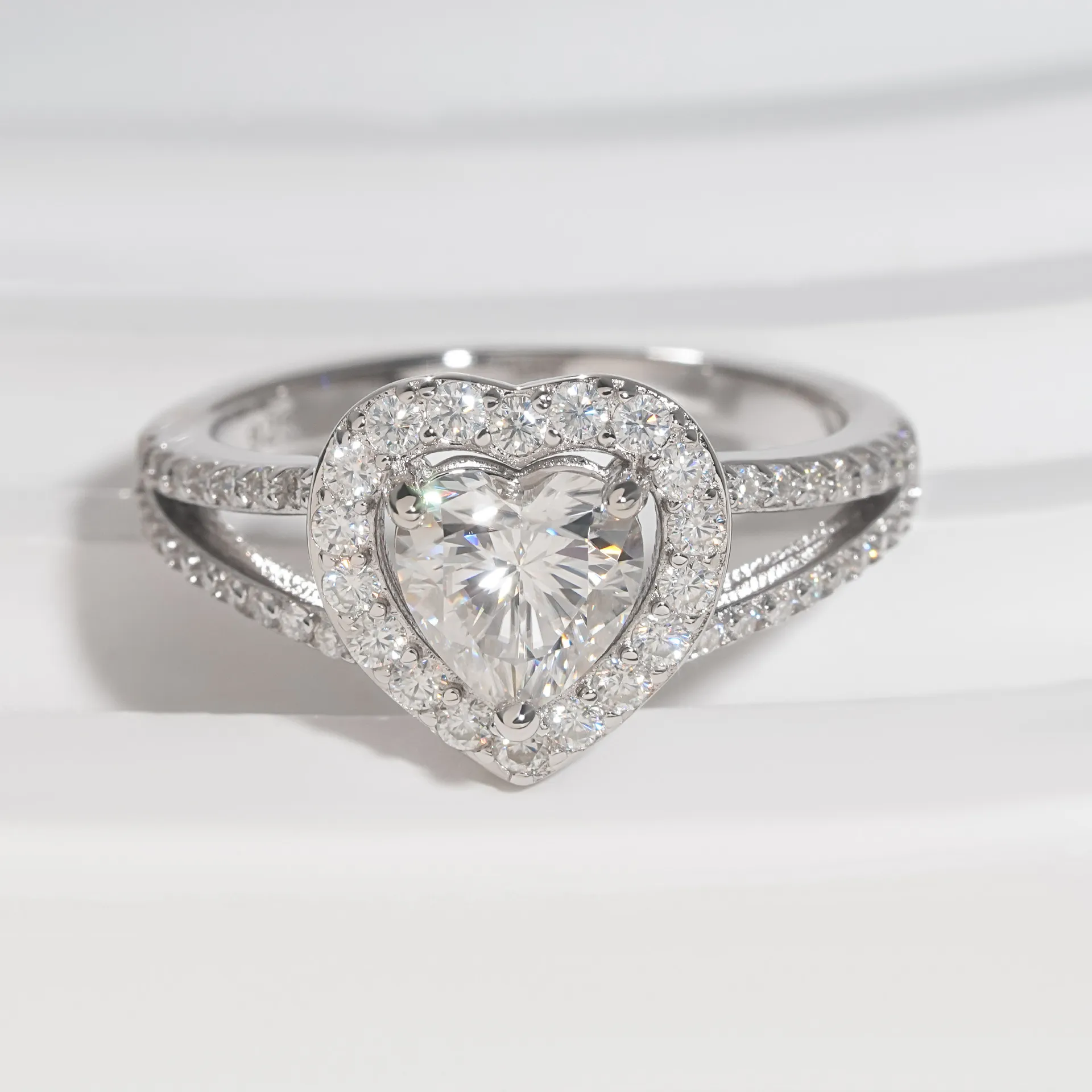 1ct Heart Halo Ring - Image 3