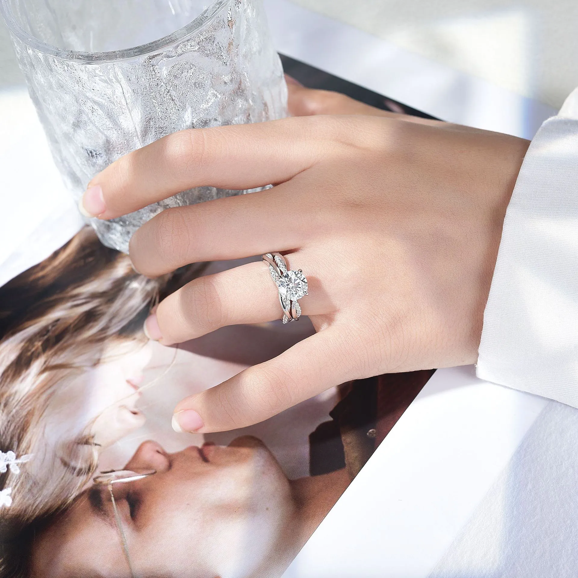 2ct Round Cut Moissanite Twist Side Stone Ring - Image 3